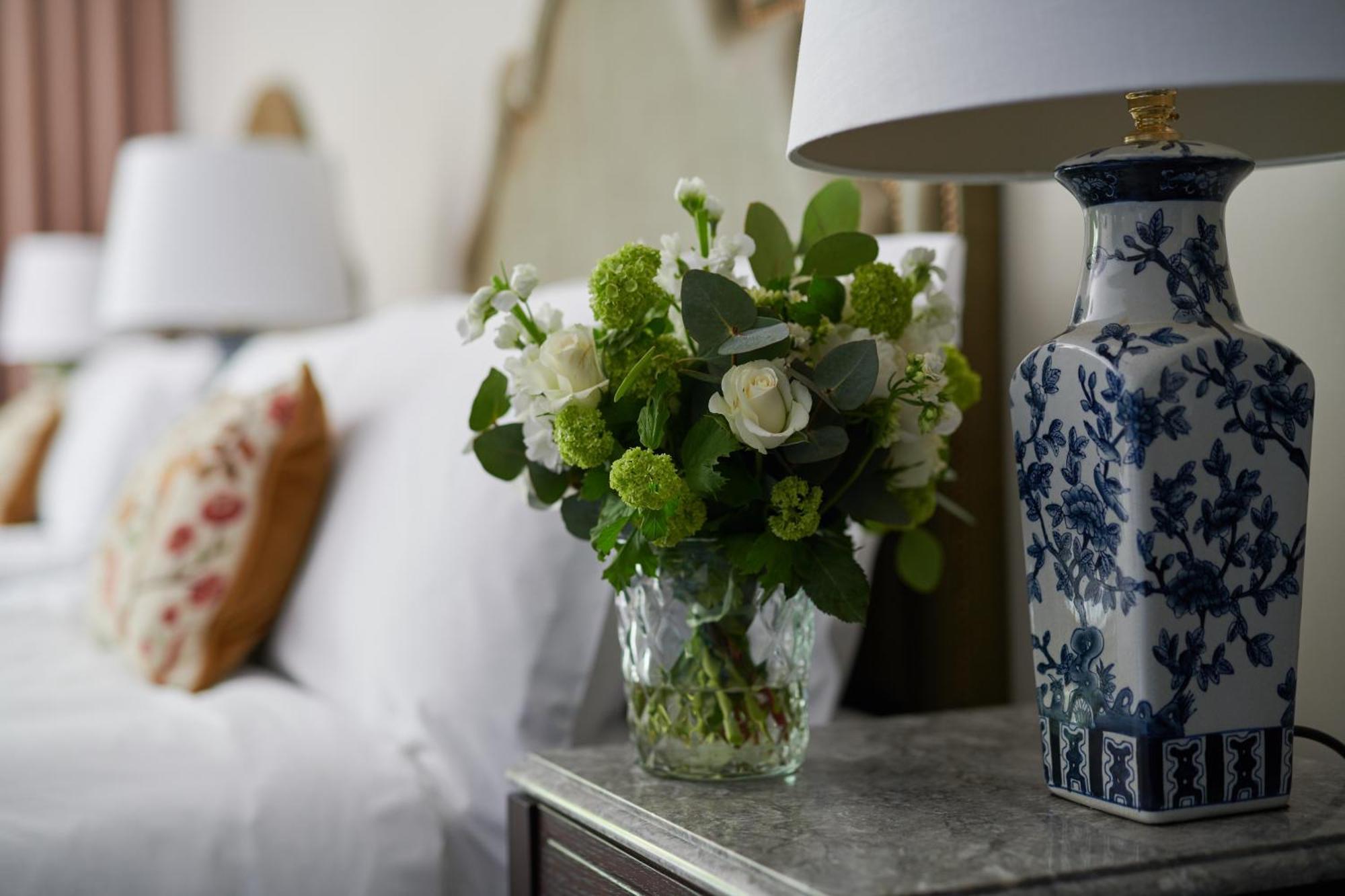 Carton House A Fairmont Managed Hotel Maynooth Exteriör bild A bouquet of flowers
