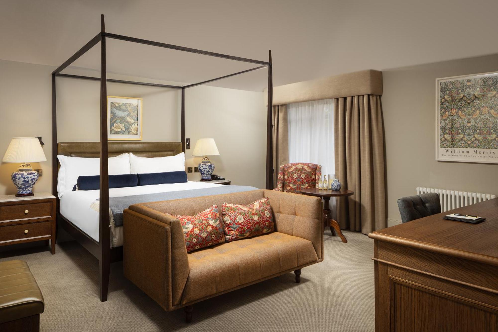 Carton House A Fairmont Managed Hotel Maynooth Exteriör bild A suite at the hotel